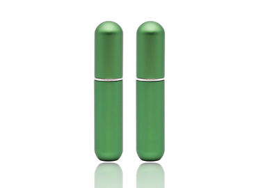 指のサイズ5mlの詰め替え式のガラス香水スプレーは無光沢の緑の香水のテスターをびん詰めにします