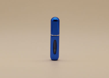 ロイヤル ブルーの詰め替え式のプラスチック スプレーは液体の化粧品のパッキングのための5mlをびん詰めにします