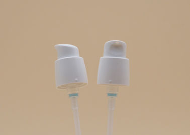 PPのプラスチック化粧品のびんポンプ ネジ式20mm 0.25ml排出率