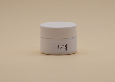 15g化粧品のクリーム色の容器は、白い陶磁器のガラス表面クリームPETGねじ帽子を震動させます