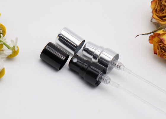 ねじアルミニウム香水の噴霧器FEA13の銀製のひだのスプレー ポンプ色の習慣